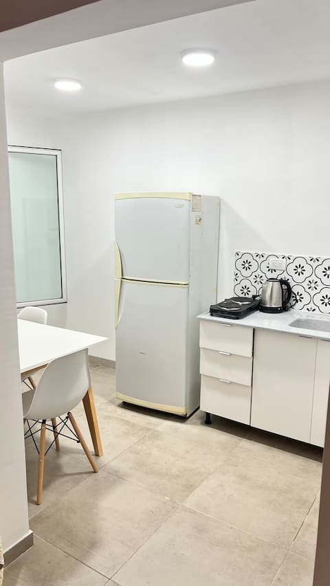 Propiedad de Airbnb exitosa: Apartment for 4 with parking. en Colinas De Peralta Ramos