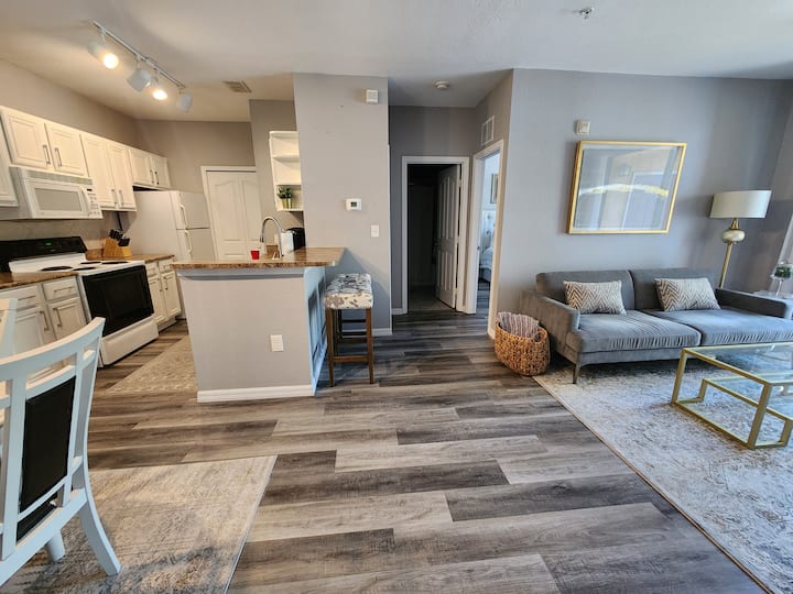 Beautiful 1 Br/1bath Remodeled Condo In Sarasota - Lakewood Ranch, FL