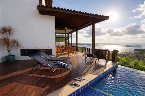 Top performing Airbnb: Private Infinity Pool & Sauna · 4 Suites Oceanview in Macaé Rio Das Ostras Cabo Frio