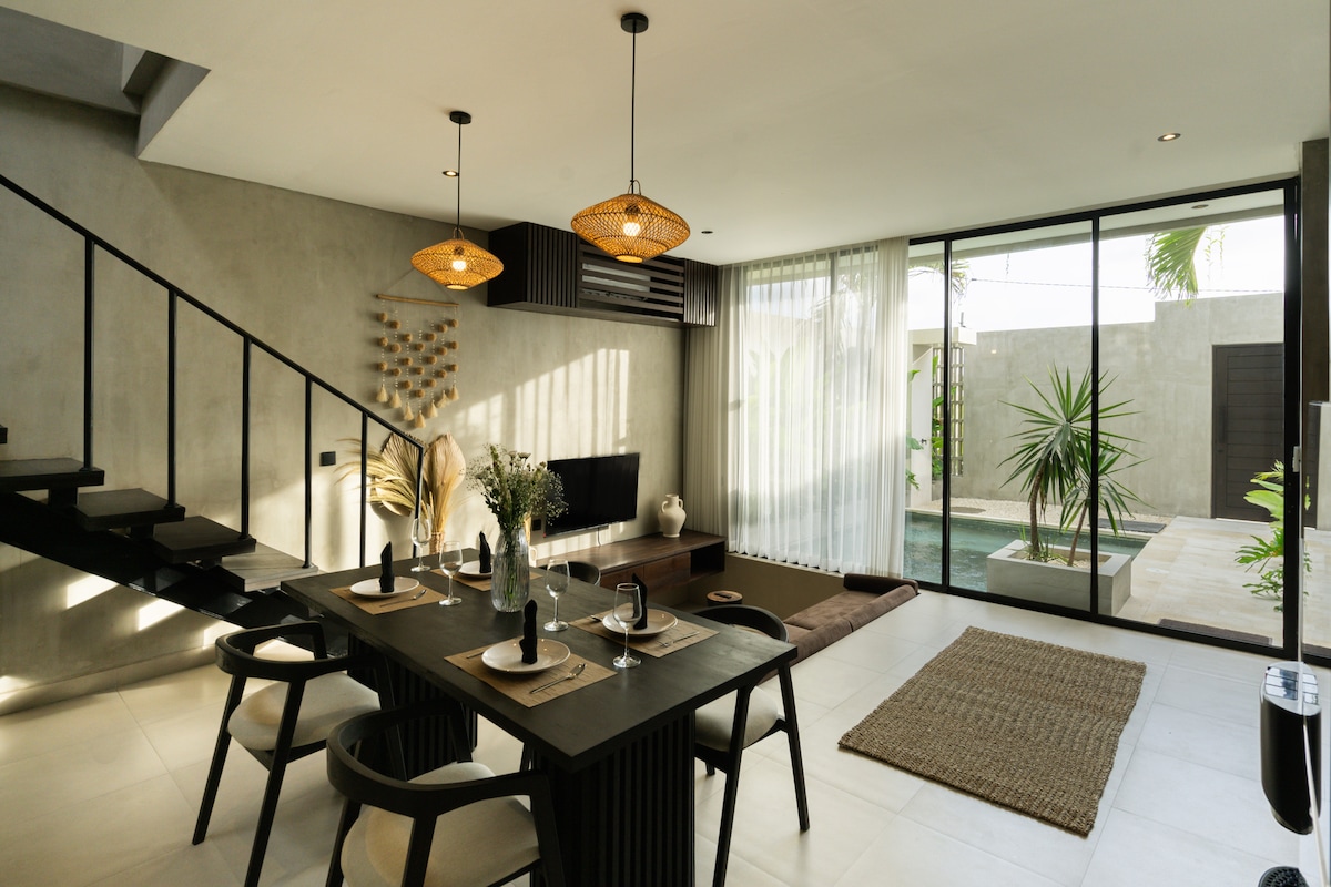Home in Kuta Utara · ★4.95 · 1 bedroom · 1 bed · 1 bath, порівнянний Airbnb