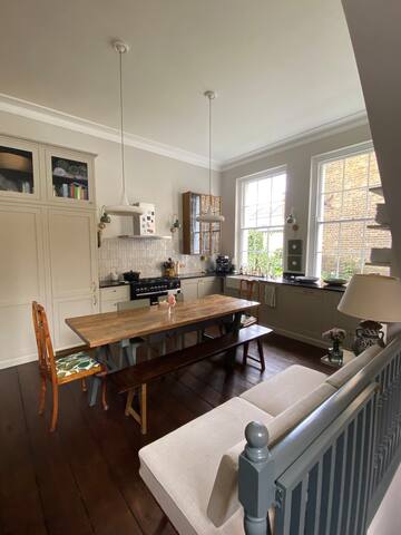 Beautiful garden flat in pub conversion in Angel gallery image 3