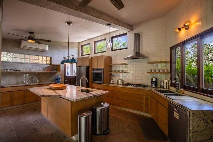 8br, Private Jungle Villa, Just 5-minutes To Town - Sayulita