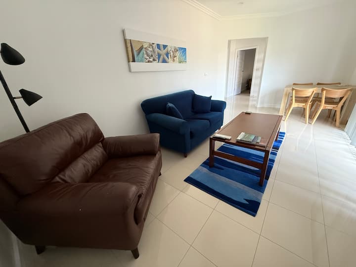 Quiet Coastal Retreat - Walk To Shoal Bay - Nelson Bay