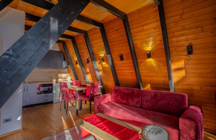 Velvet Retreat | The Golden Cabins With Garden - Albania