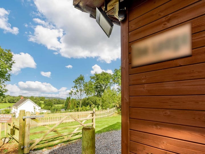 2 Bed In Pencader (Oc-89500) - Carmarthen
