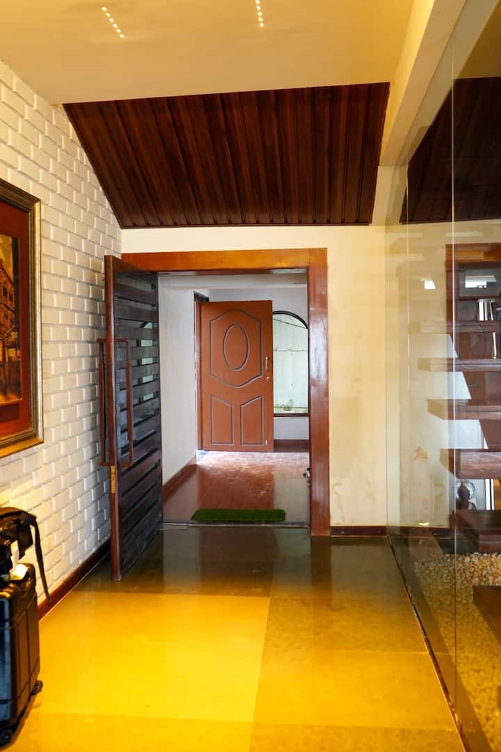 Living room image 8