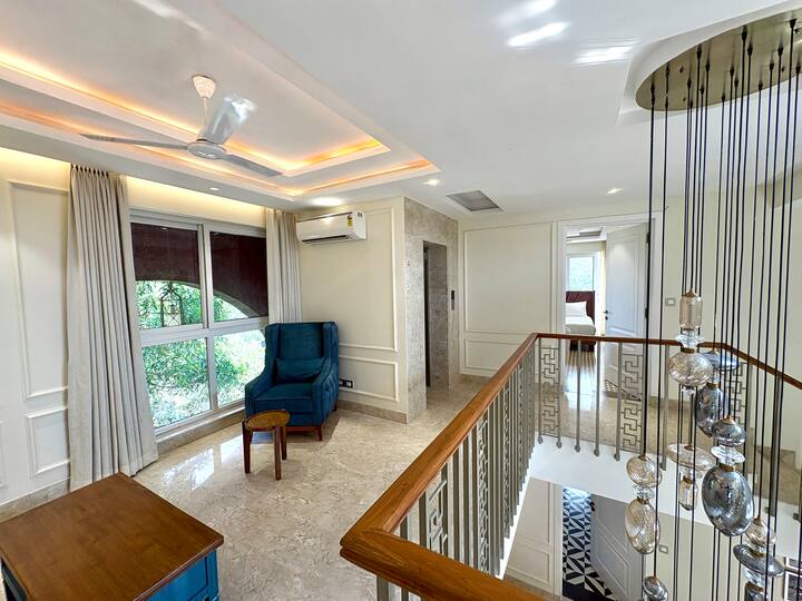 Living room image 8