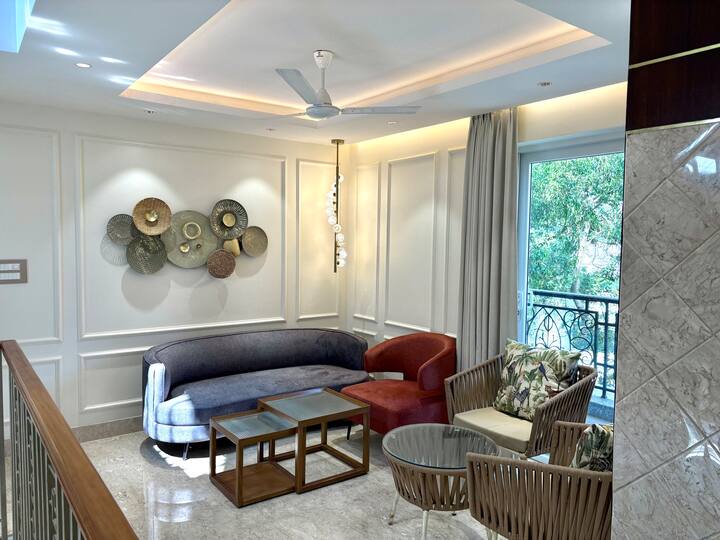 Living room image 5