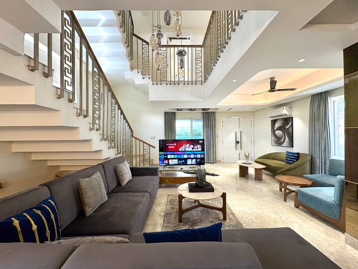 Living room image 1