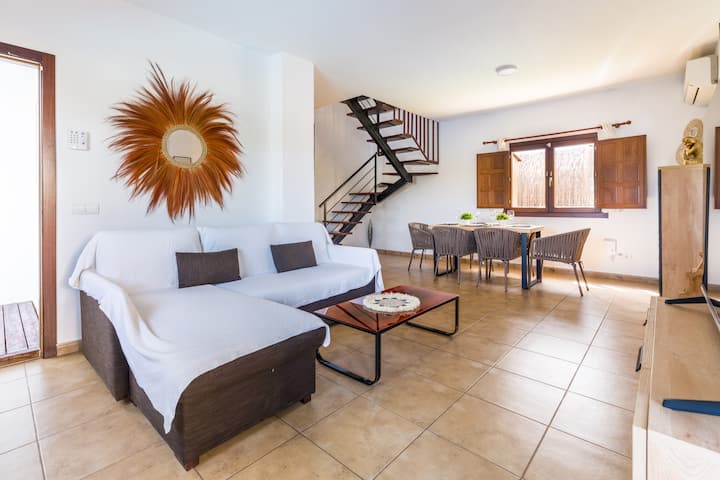 Villa Aura 2 Townhouse W Pool Near Ibiza&talamanca - Ibiza
