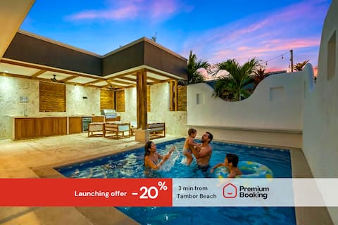 3 min walk to the Beach | Private Pool & Golf