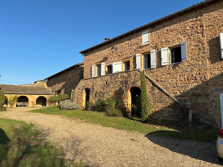 La Maison Des Petits Bonheurs Proche Lyon - Trévoux