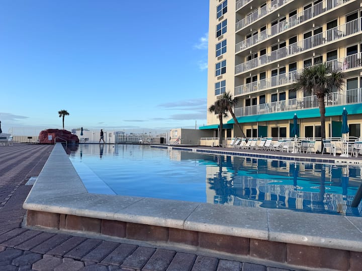 Family Fun * On The Ocean - Daytona Beach