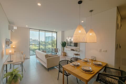 2BR Close to the Sea | Beautiful View & Rooftop Pool