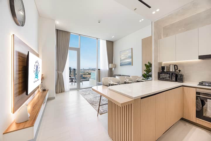 Binghatti Royale • Luxury Haven 1br With Jacuzzi - Dubái