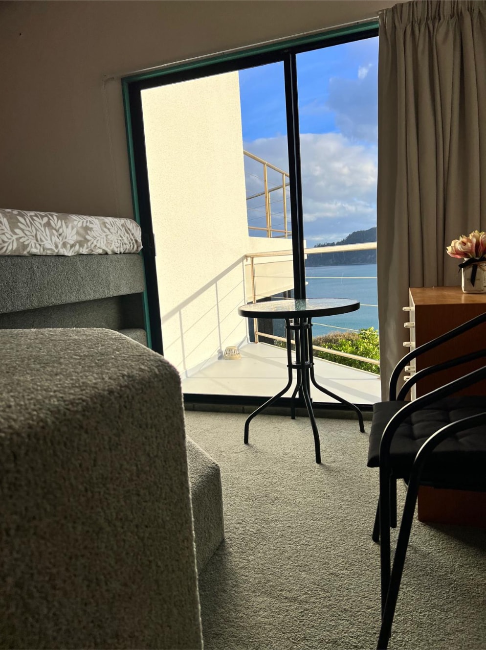 NZ private room with balcony