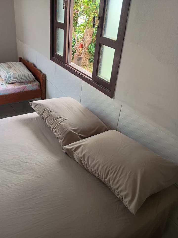 غرفة النوم 1