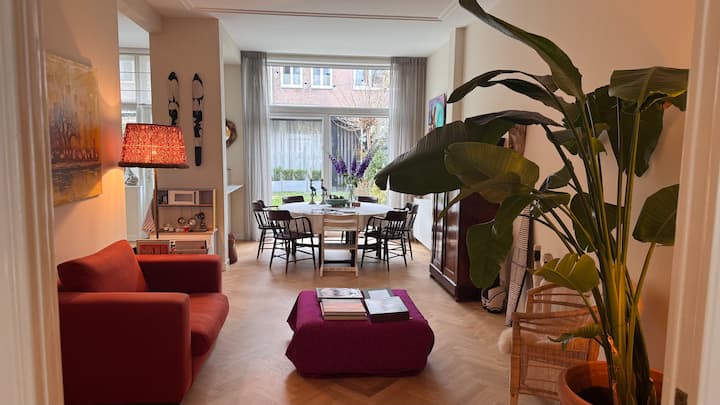 Spacious Stylish 3-bed + Garden Retreat - Scheveningen