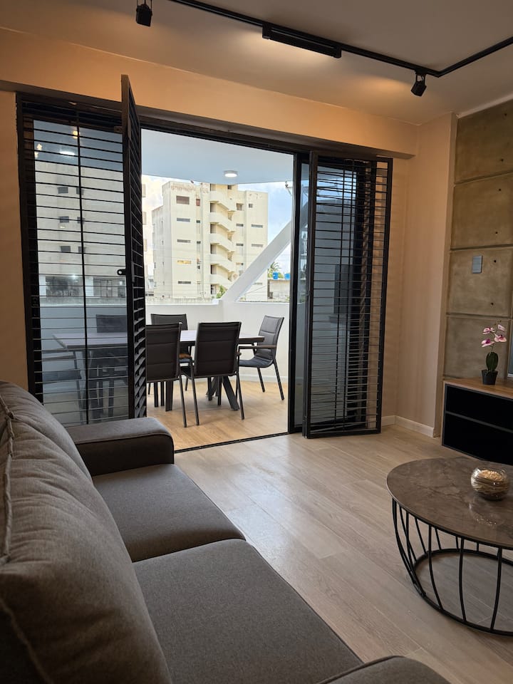 Apartamento Con Piscina Y Playa - Venezuela