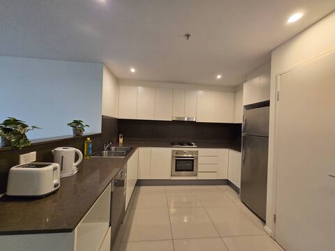 Top Airbnb: Mascot 2 bed 027 Close to station easy to anywhere in Mascot