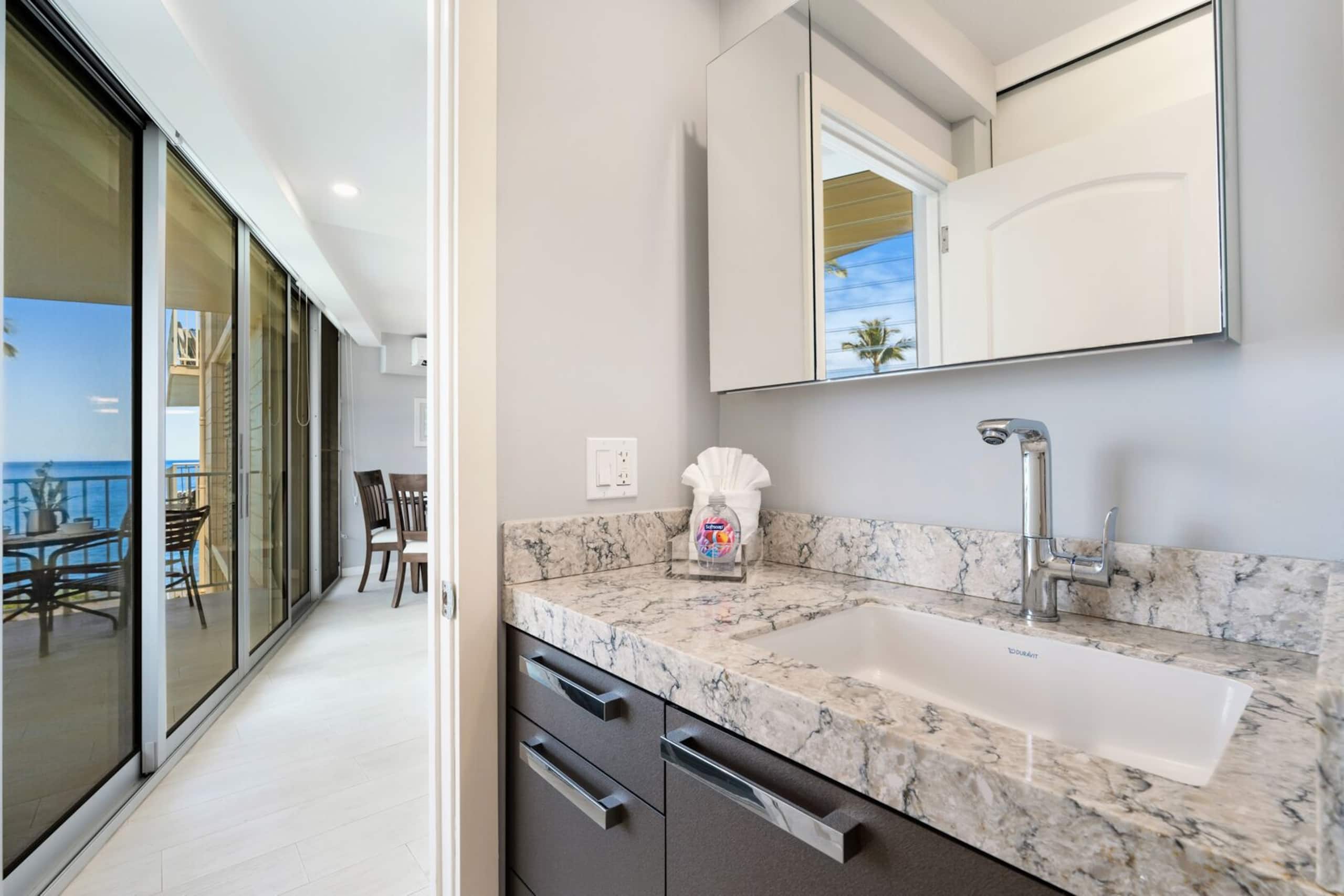 Kamaole Nalu 403 - Ocean View - New Remodel - Image 11
