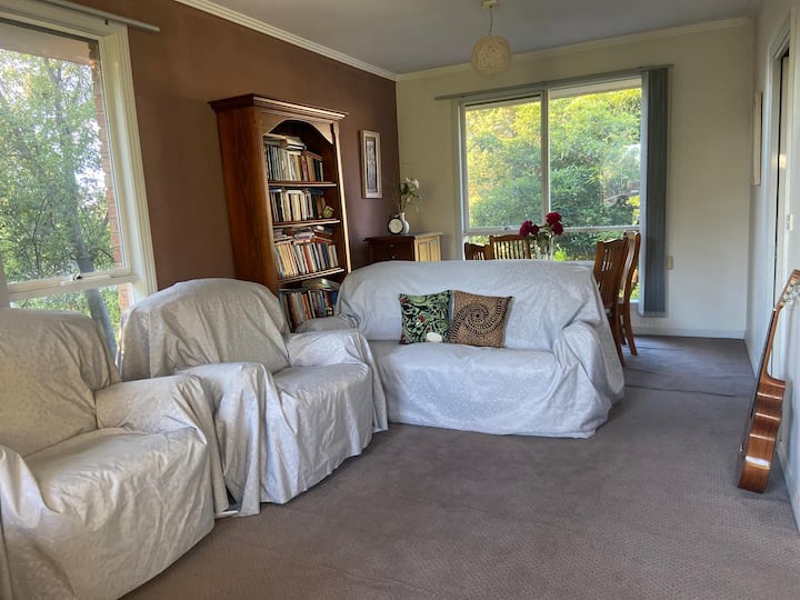 All You Need On A Quiet Street 15 Km From Cbd. - Panton Hill