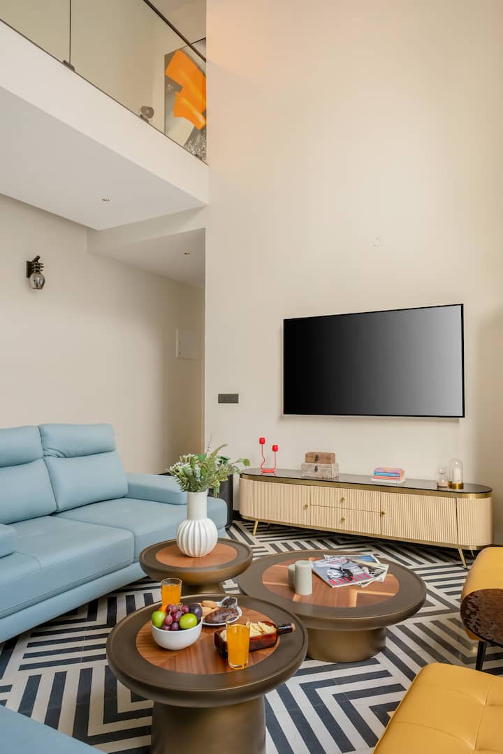 Living room image 9