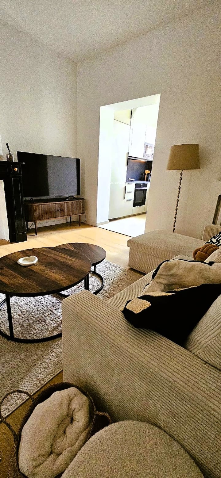 Cosy & Bright 1br Apartment – Near Center - Schaerbeek
