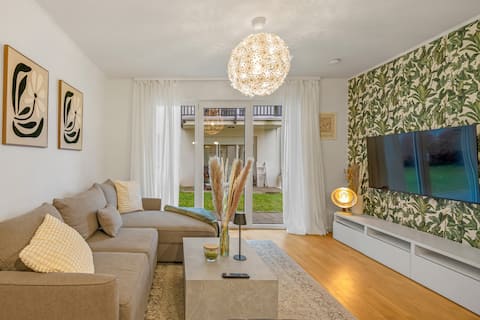 Botanika Escape Apartment