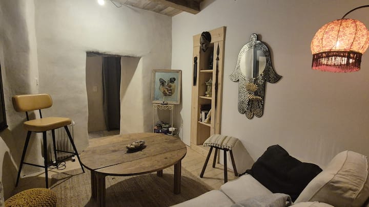 Maison De Village Cosy - Claret
