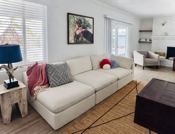 Healthcare & Holistic Living Housemates - Fresno, CA