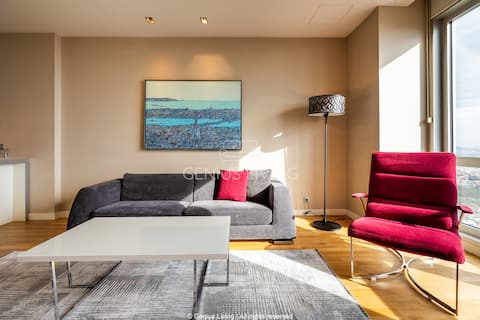 Successful Airbnb property: Sirius | Prime Designed 1BR Apt |40.+ Floor View in Şişli