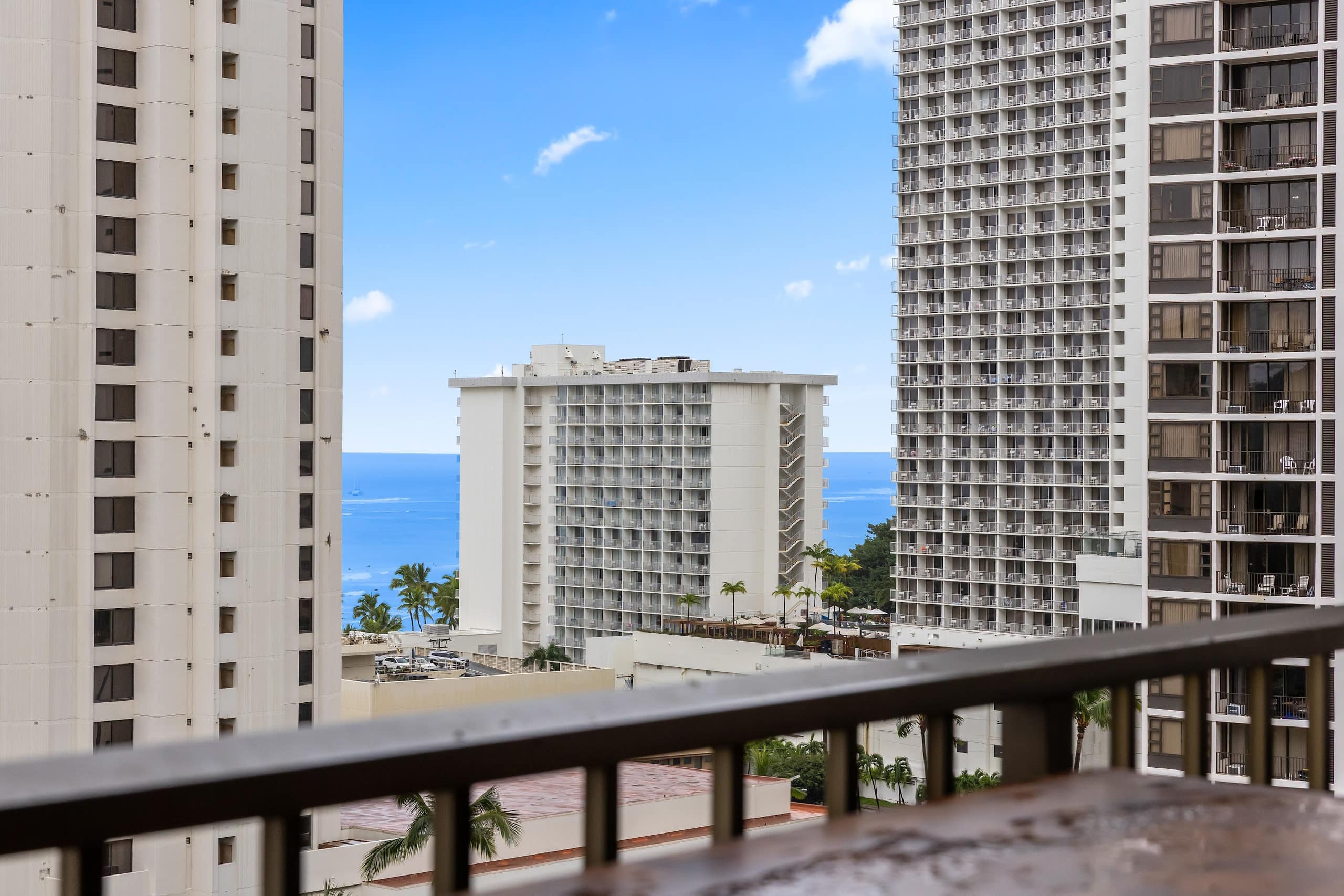 15F-Beautiful Escape-1BR Condo-w/Parking|Pool|Gym - Image 55