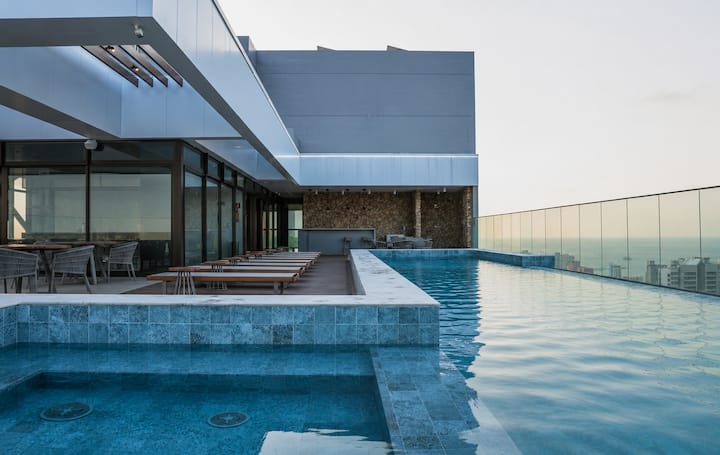 Rooftop Com Piscina Infinita + 5min Da Beira-mar - Fortaleza