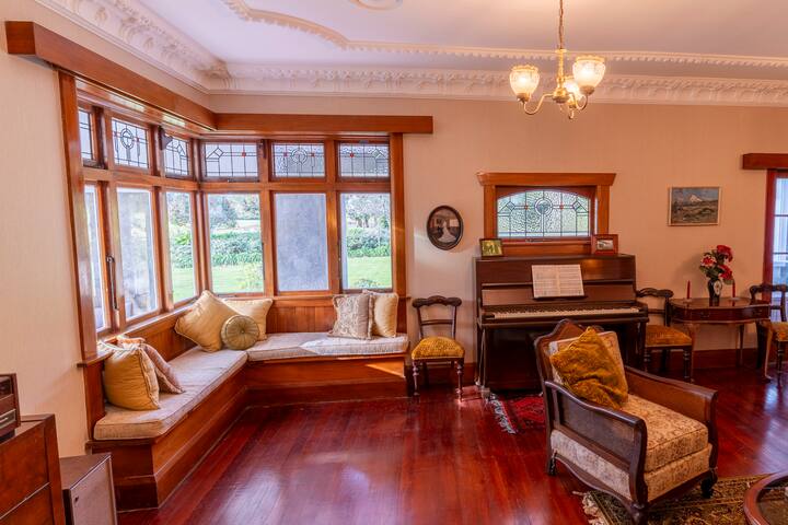 St Georges Woodlands Farmstead - Waitara