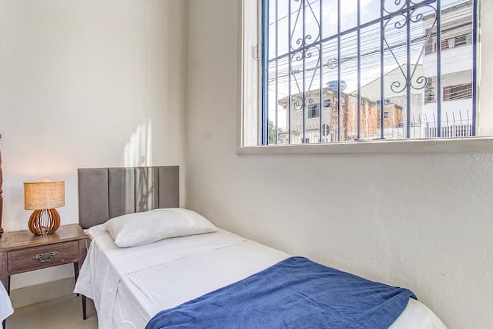 ผ้าปูที่นอนตามคำขอ — ค่าซักรีด (ดูข้อมูลเพิ่มเติมในรายละเอียดที่พัก) 