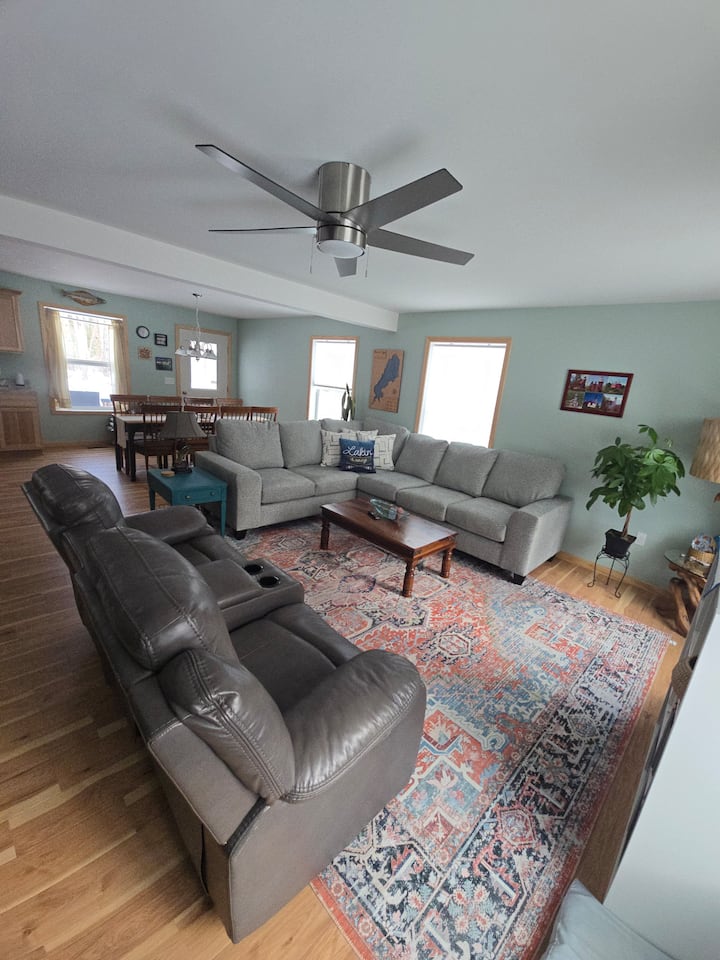 Nepenthe Resort Your Upnorth Tranquility Sleeps 10 - Indian River, MI