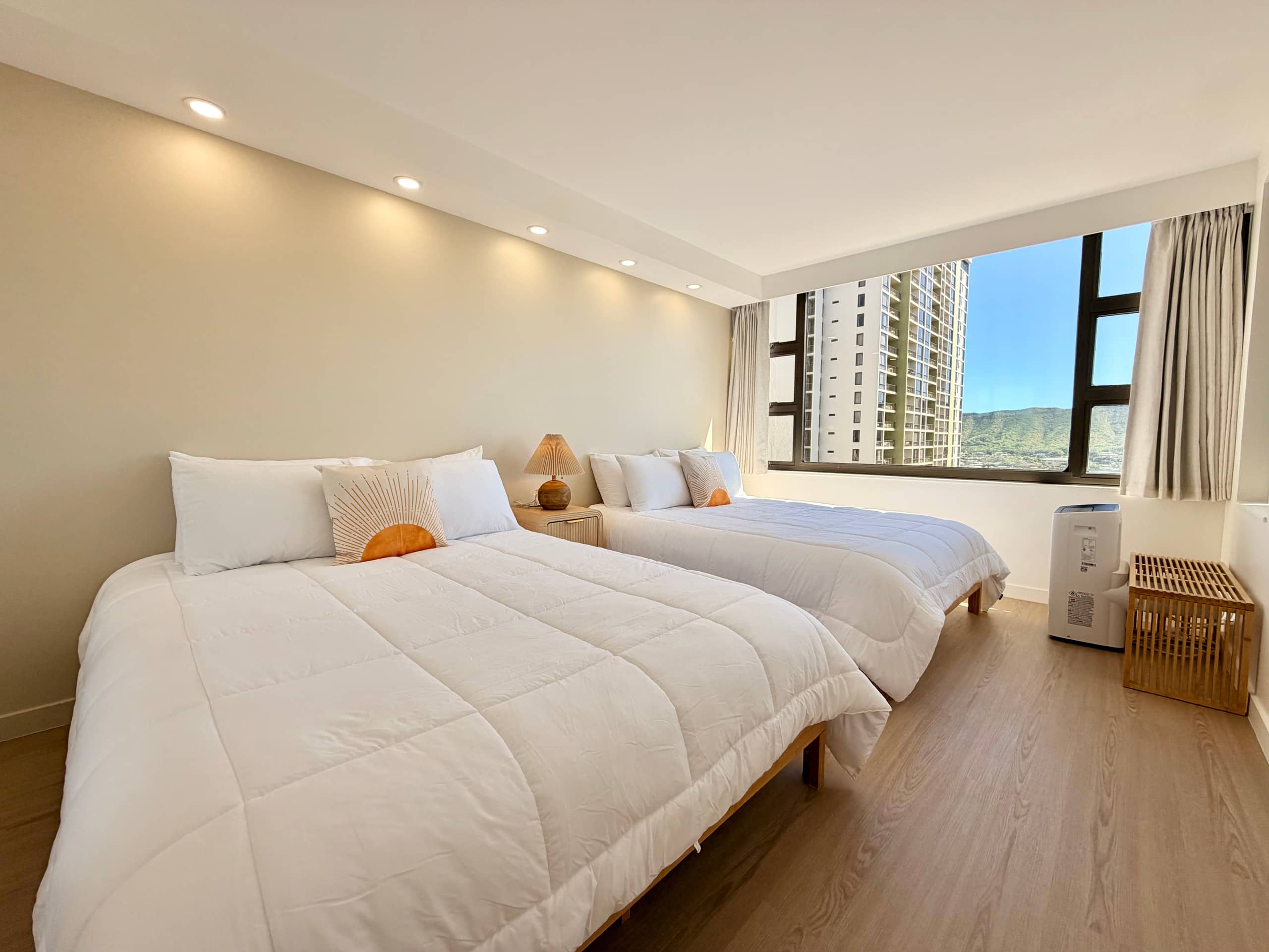 Waikiki Banyan DH & Ocean View #8 | Free Parking - Image 22