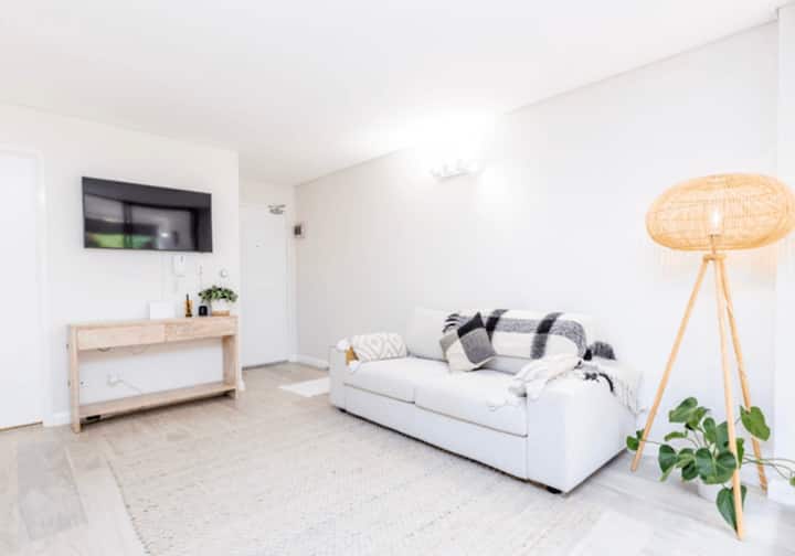 Cosy Newtown Studio, Private Courtyard & Parking. - Camperdown