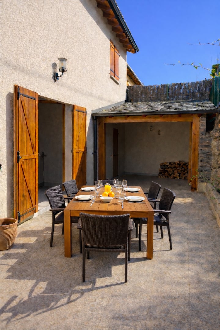 Cal Querol Ur Refugi De Muntanya Amb Gran Xemeneia - Puigcerdà