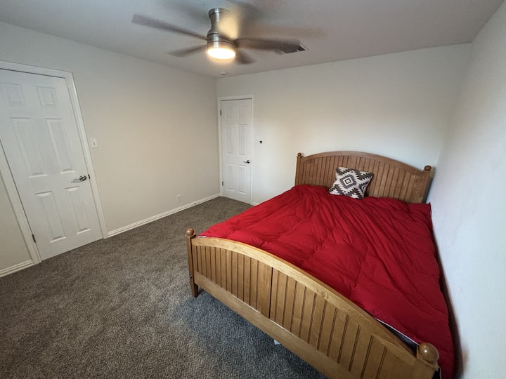 غرفة النوم 2