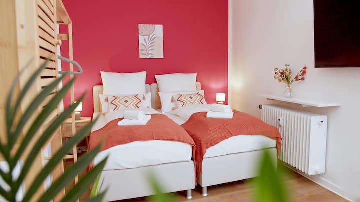 Las dos camas individuales del dormitorio 2 se pueden juntar fácilmente para formar una cama doble.