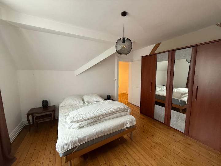 غرفة النوم 1