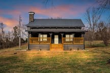 Vista Lodge retreat - A cozy cabin