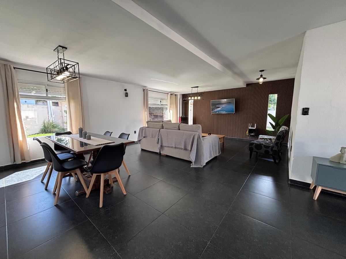Popular Airbnb listing: Family Retreat: Garden, BBQ Grill, and Close to the Sea in Canelones