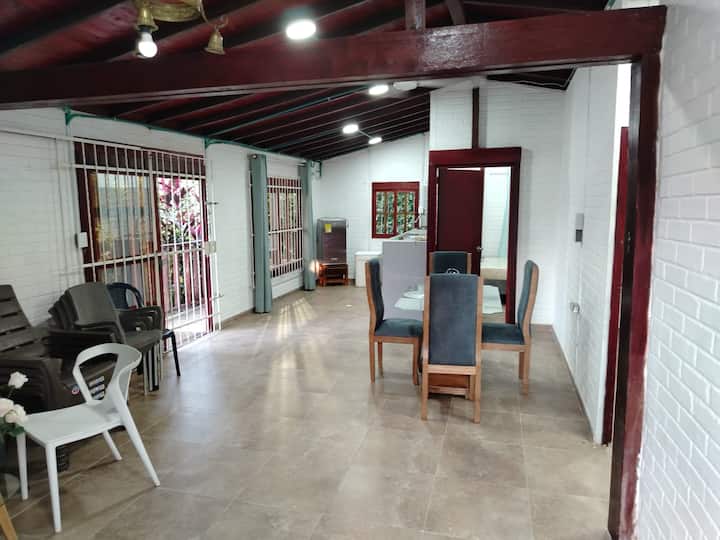 Summer House+wifi+pool+parking+bbq@turbaco - Turbaco