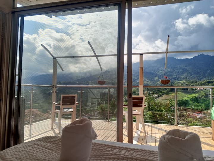 Villa Con Cabañas Vista A La Montaña En Silvania - Silvania