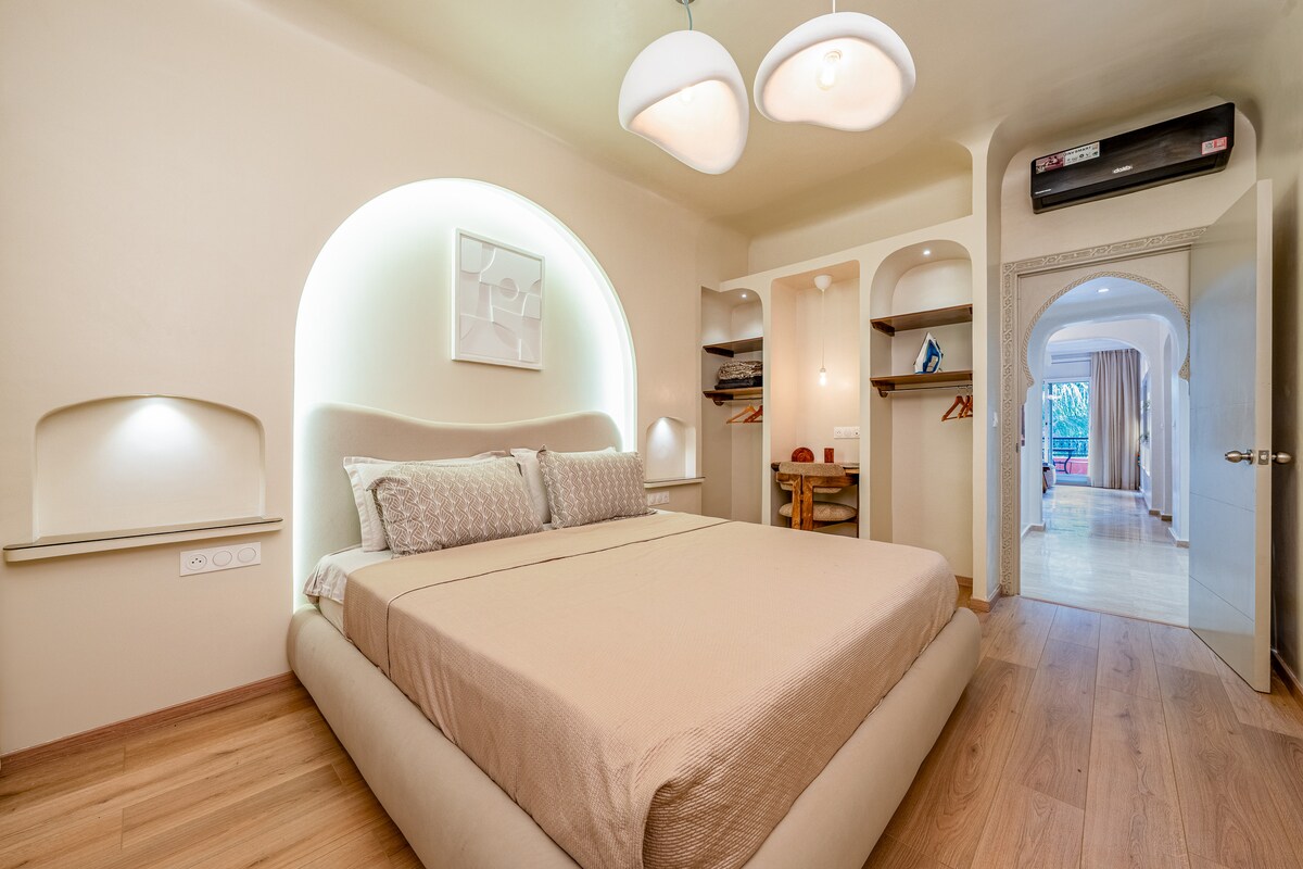 Rental unit in Marrakesh  489  1 bedroom  1 bed  2 private baths - image 2