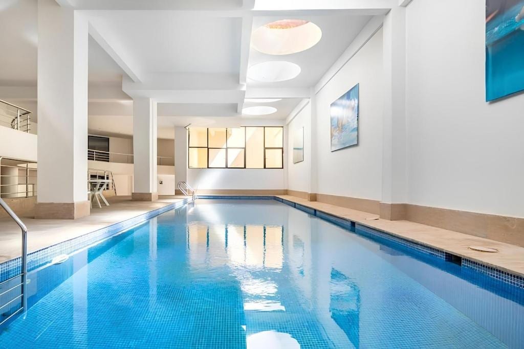 Rental unit in Marrakesh  489  1 bedroom  1 bed  2 private baths - image 5