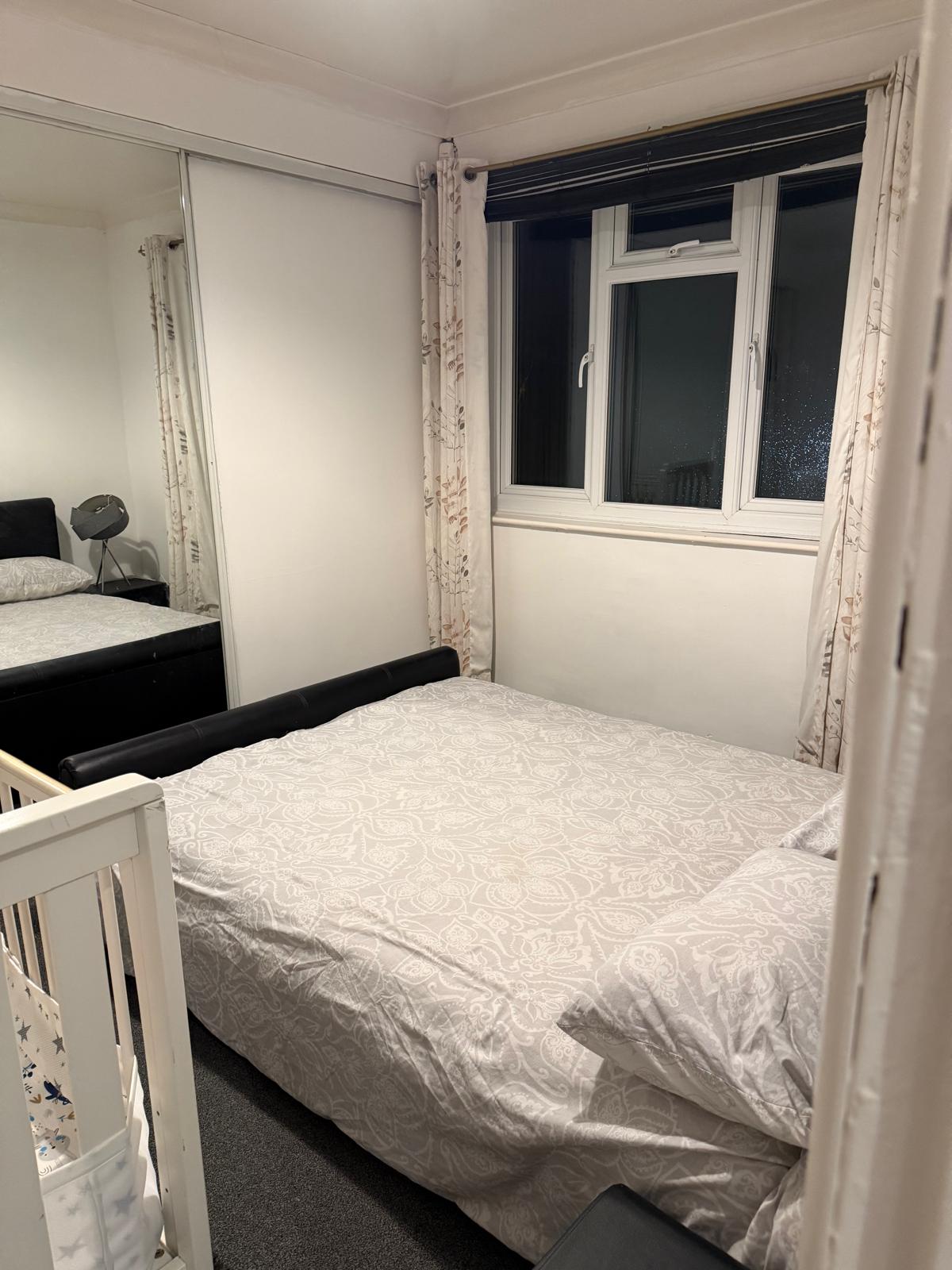 غرفة النوم 1